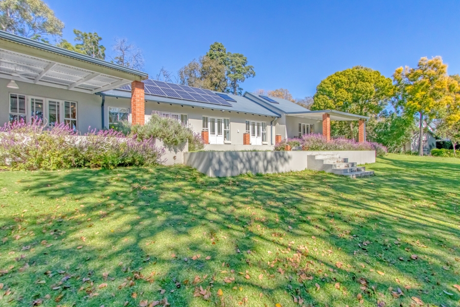 To Let 4 Bedroom Property for Rent in Bryanston Gauteng