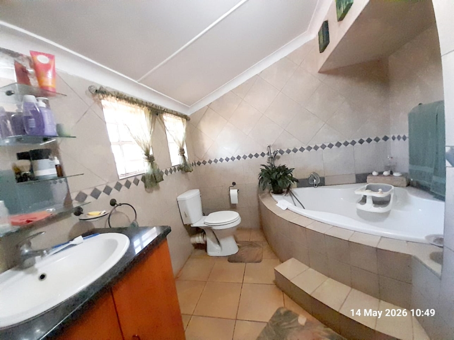7 Bedroom Property for Sale in Pretoria North Gauteng