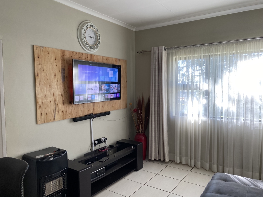 3 Bedroom Property for Sale in Rynfield A H Gauteng