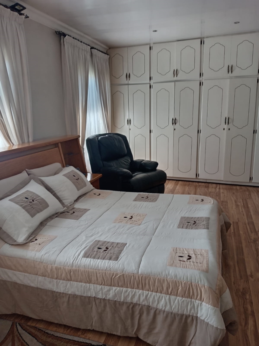 3 Bedroom Property for Sale in Vanderbijlpark SE 2 Gauteng