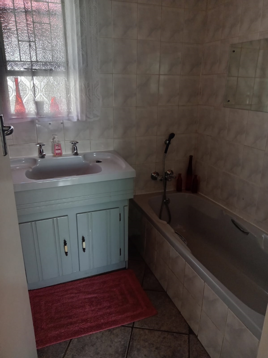 3 Bedroom Property for Sale in Vanderbijlpark SE 2 Gauteng