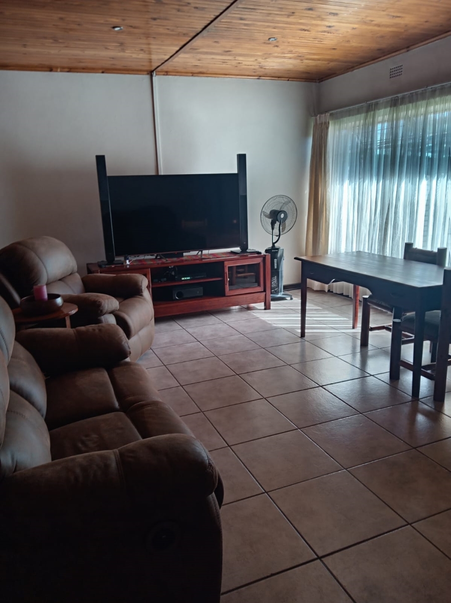 3 Bedroom Property for Sale in Vanderbijlpark SE 2 Gauteng