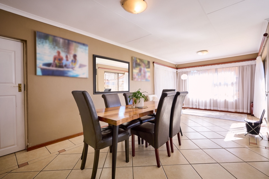 3 Bedroom Property for Sale in Noordwyk Gauteng