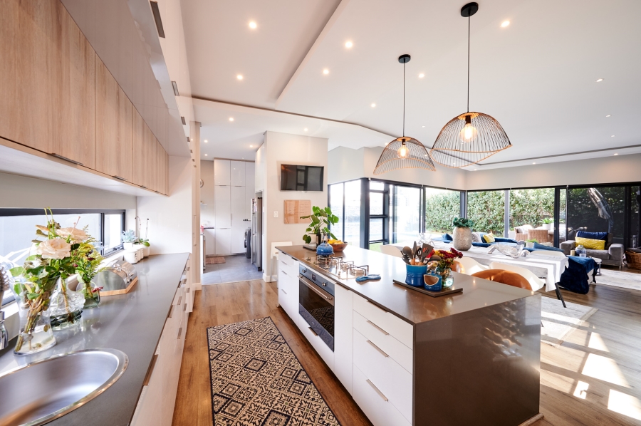 4 Bedroom Property for Sale in Waterfall Country Village Gauteng