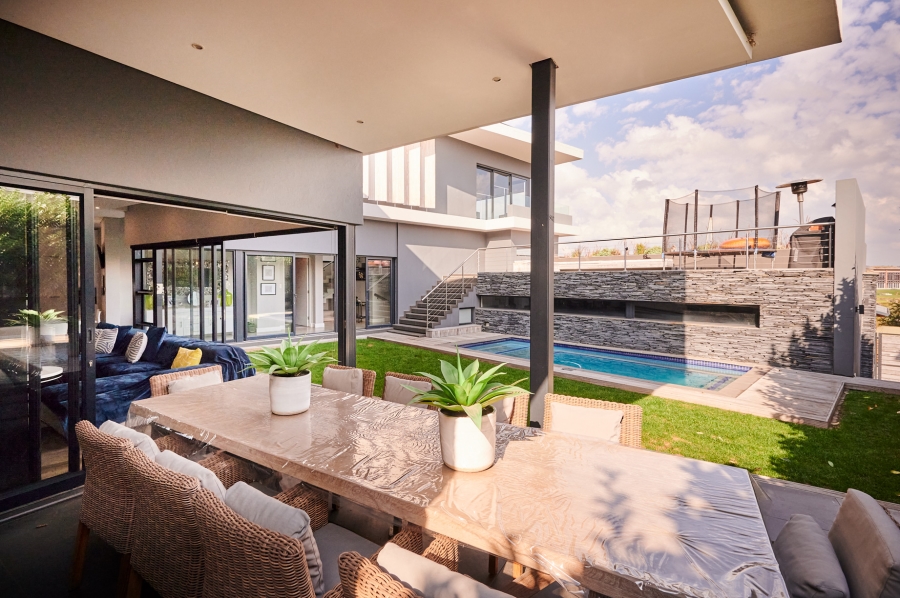 4 Bedroom Property for Sale in Waterfall Country Village Gauteng