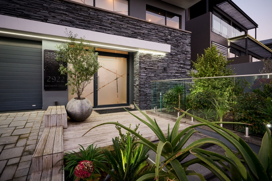 4 Bedroom Property for Sale in Waterfall Country Village Gauteng