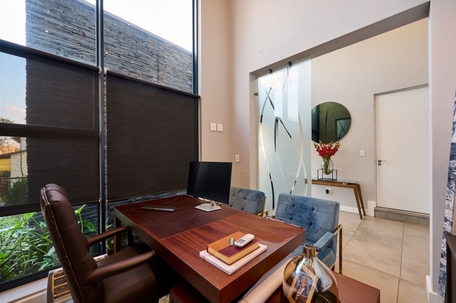4 Bedroom Property for Sale in Waterfall Country Village Gauteng