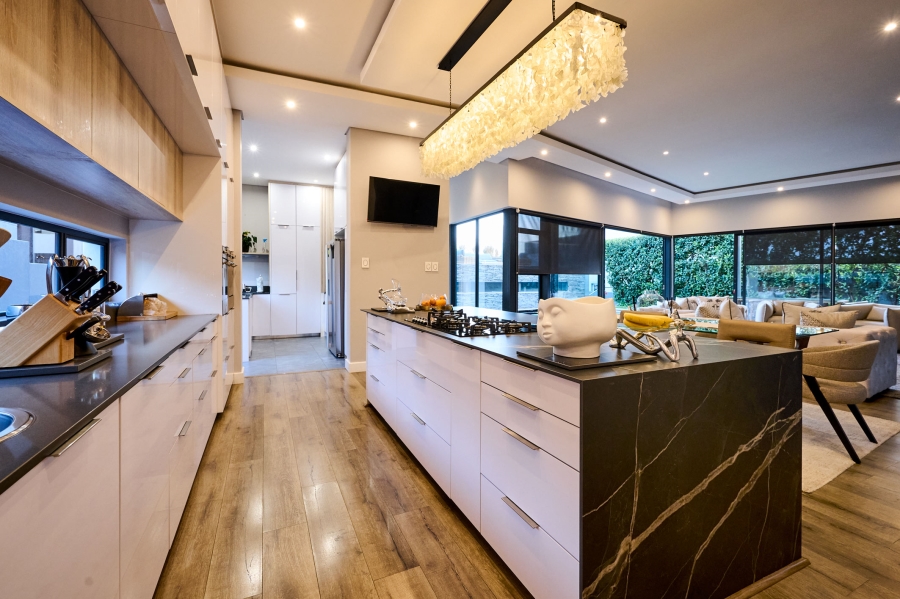 4 Bedroom Property for Sale in Waterfall Country Village Gauteng