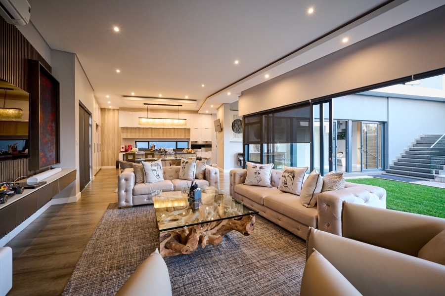 4 Bedroom Property for Sale in Waterfall Country Village Gauteng