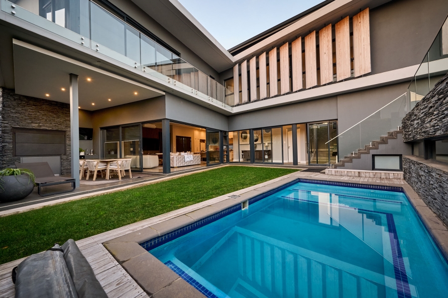 4 Bedroom Property for Sale in Waterfall Country Village Gauteng