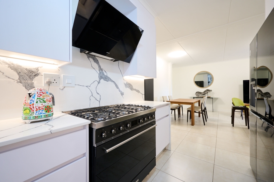 3 Bedroom Property for Sale in Waterfall Gauteng