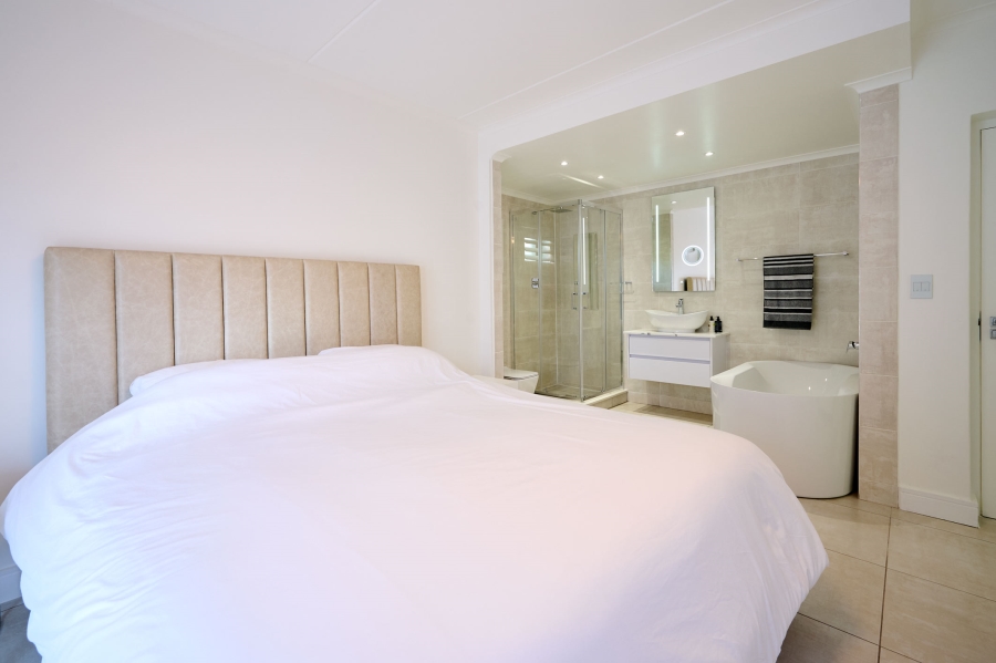 3 Bedroom Property for Sale in Waterfall Gauteng
