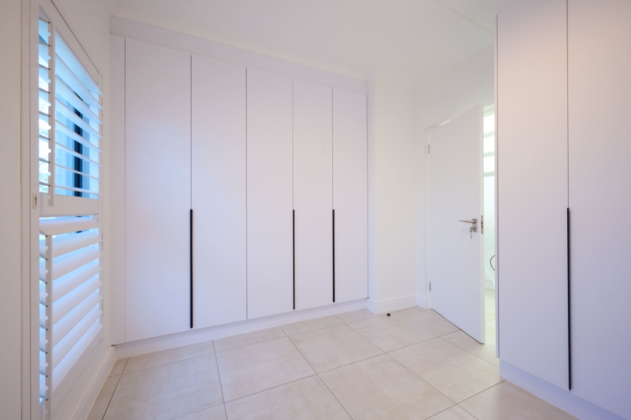 3 Bedroom Property for Sale in Waterfall Gauteng