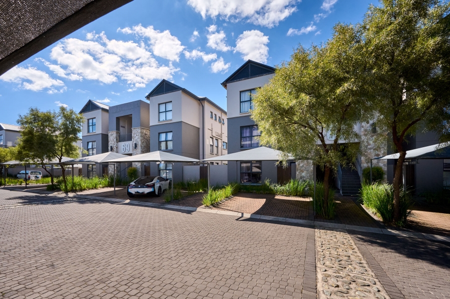3 Bedroom Property for Sale in Waterfall Gauteng