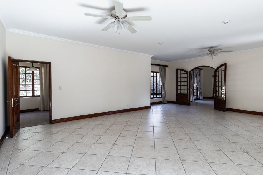 5 Bedroom Property for Sale in Cornwall Hill Gauteng