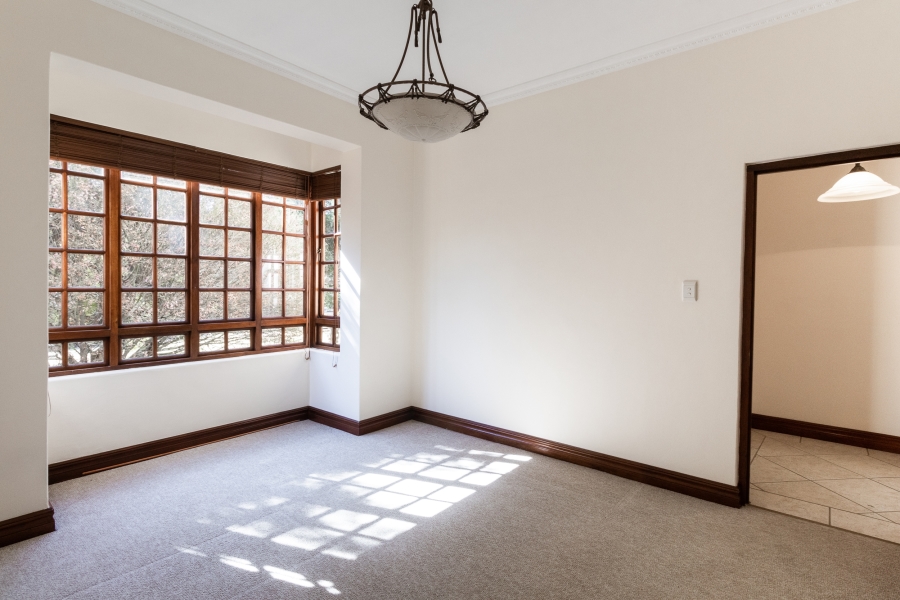 5 Bedroom Property for Sale in Cornwall Hill Gauteng