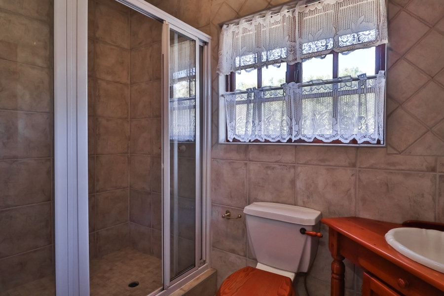 5 Bedroom Property for Sale in Cornwall Hill Gauteng