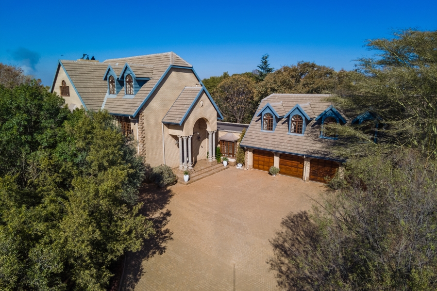 5 Bedroom Property for Sale in Cornwall Hill Gauteng