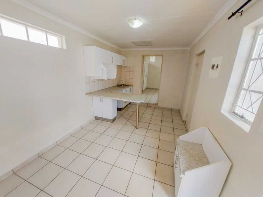 To Let 2 Bedroom Property for Rent in Auckland Park Gauteng
