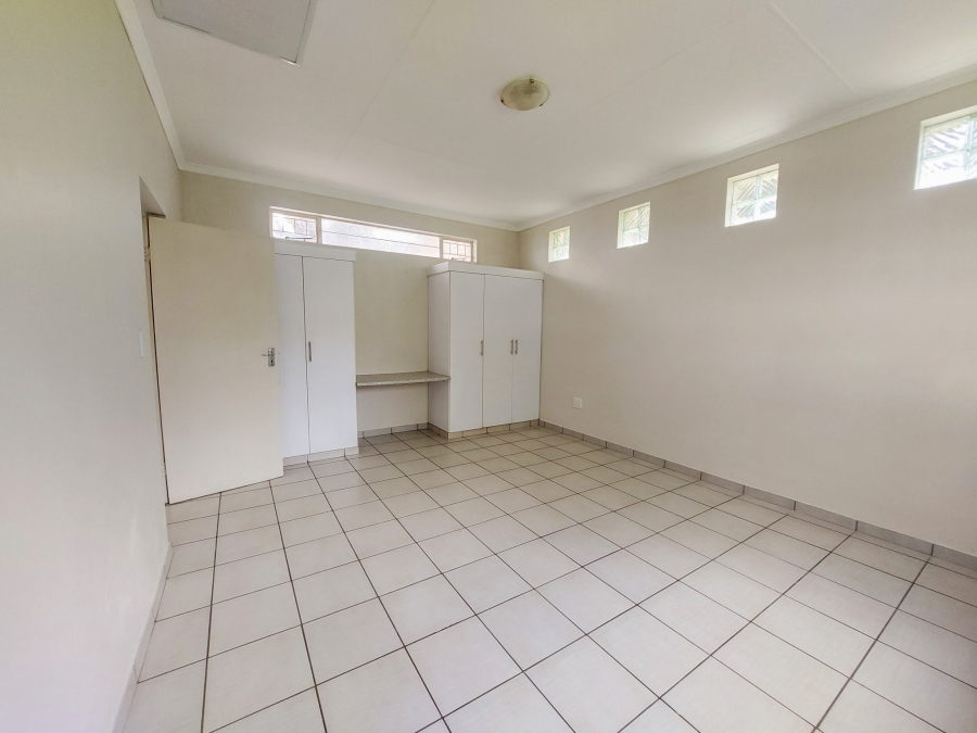 To Let 2 Bedroom Property for Rent in Auckland Park Gauteng