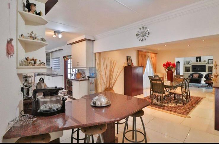 4 Bedroom Property for Sale in Erasmia Gauteng