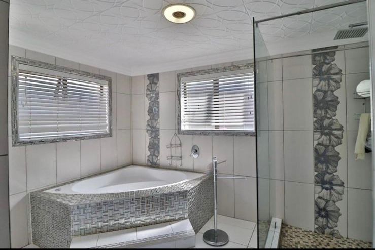 4 Bedroom Property for Sale in Erasmia Gauteng