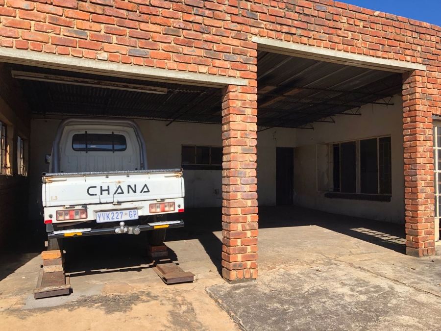 To Let 3 Bedroom Property for Rent in Pretoria West Gauteng