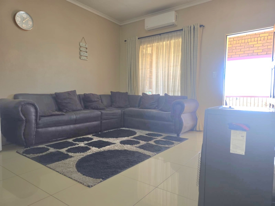 2 Bedroom Property for Sale in Erand Gardens Gauteng