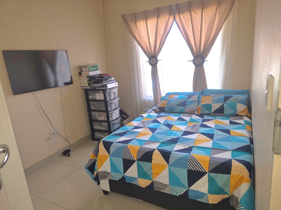 2 Bedroom Property for Sale in Erand Gardens Gauteng
