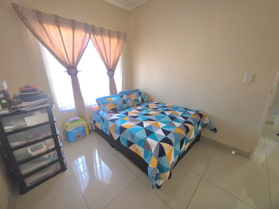 2 Bedroom Property for Sale in Erand Gardens Gauteng