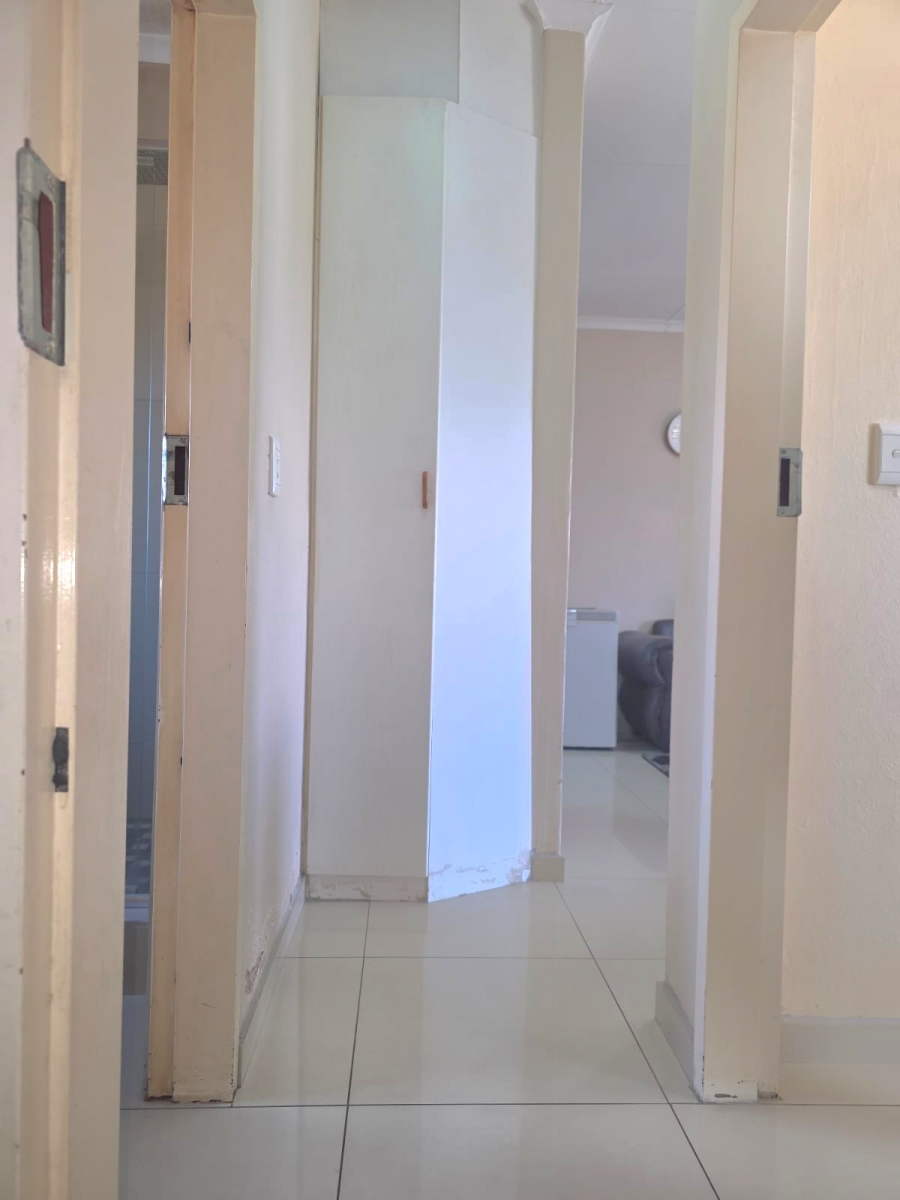 2 Bedroom Property for Sale in Erand Gardens Gauteng