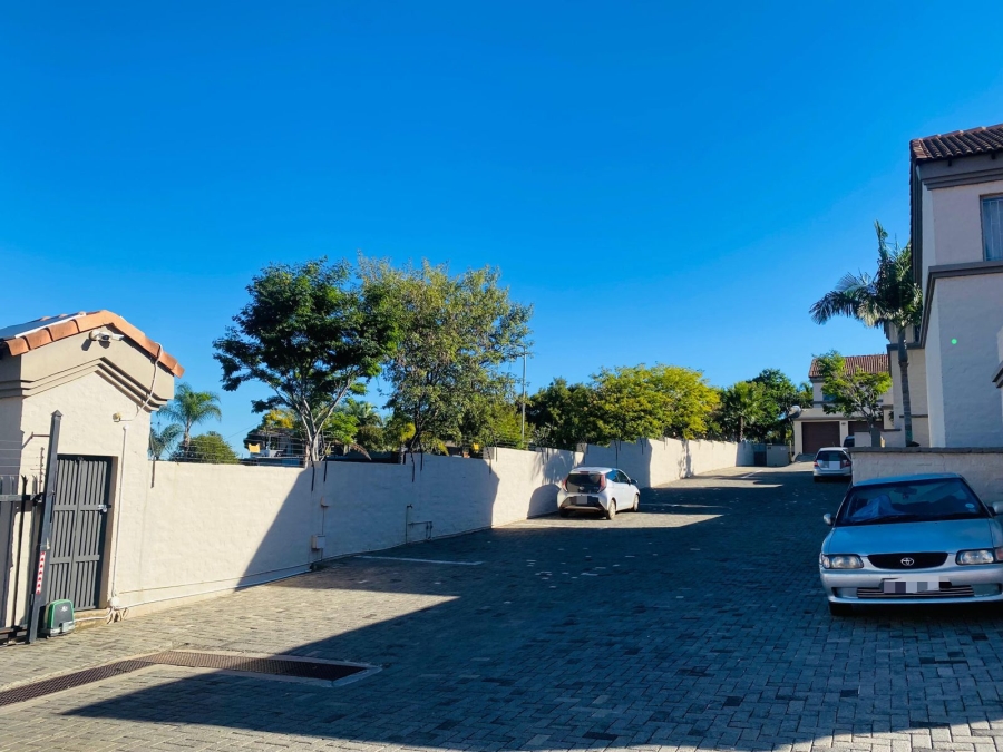 2 Bedroom Property for Sale in Pretorius Park Gauteng