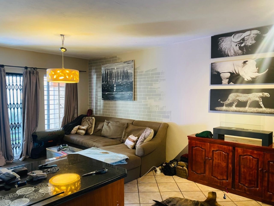 2 Bedroom Property for Sale in Pretorius Park Gauteng