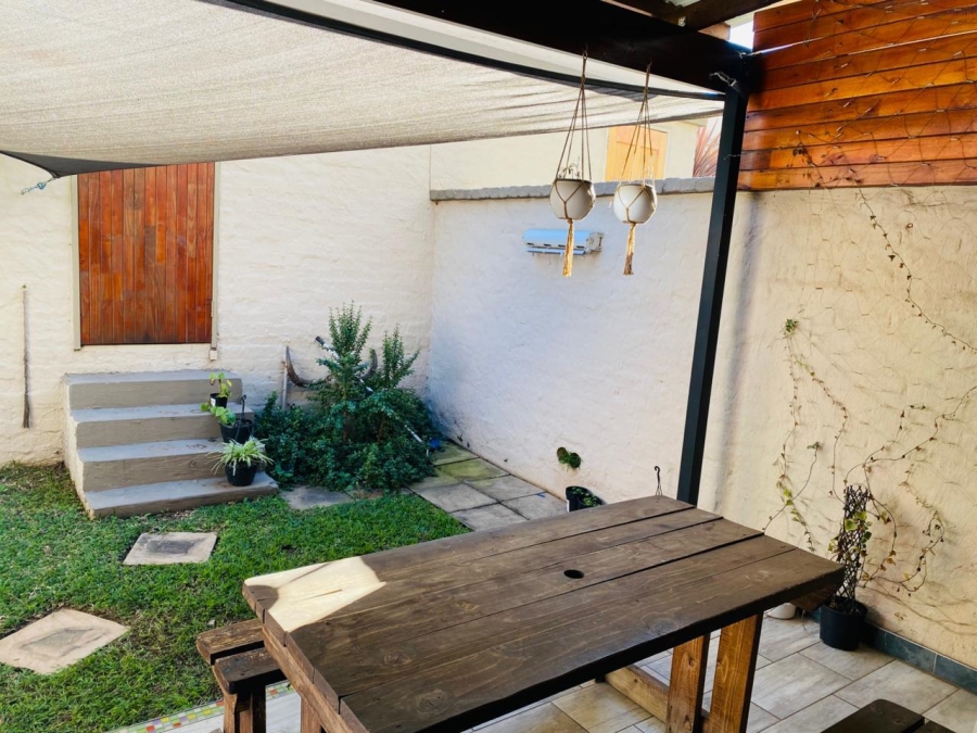 2 Bedroom Property for Sale in Pretorius Park Gauteng