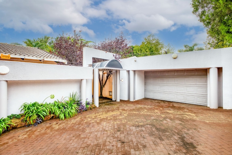 4 Bedroom Property for Sale in Fourways Gauteng