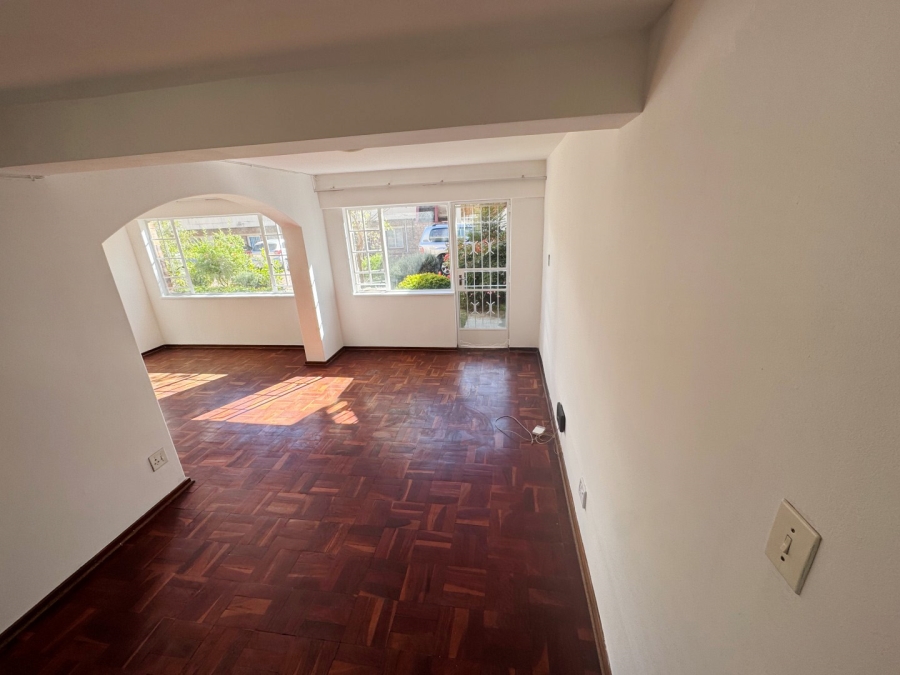 2 Bedroom Property for Sale in Waverley Gauteng