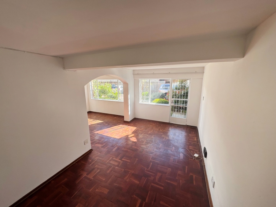 2 Bedroom Property for Sale in Waverley Gauteng