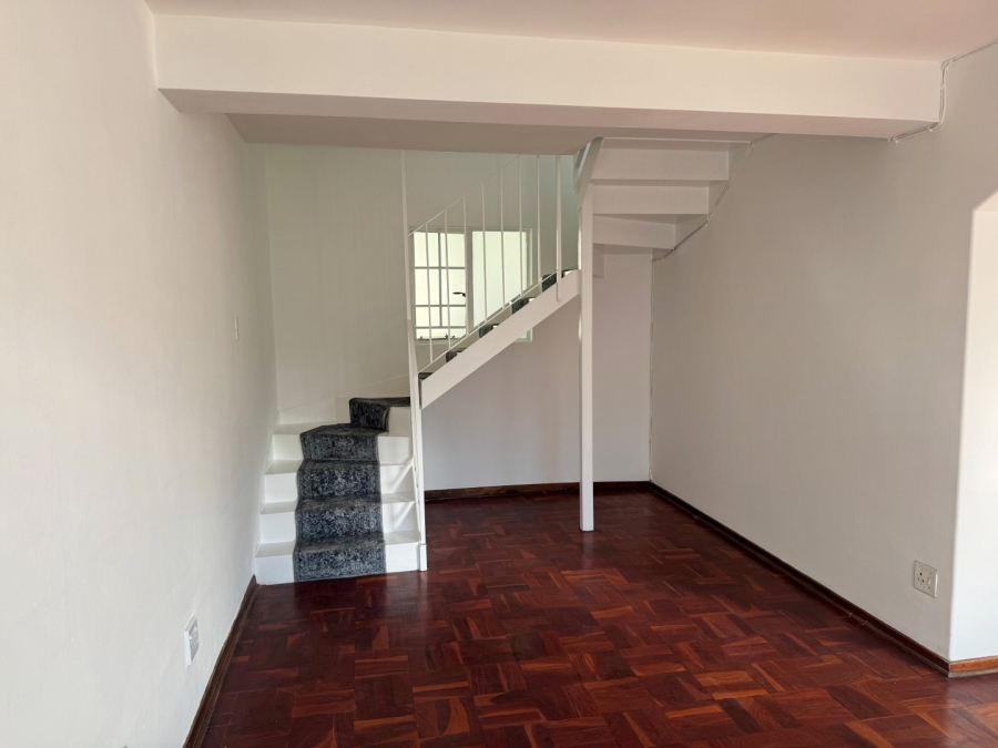 2 Bedroom Property for Sale in Waverley Gauteng