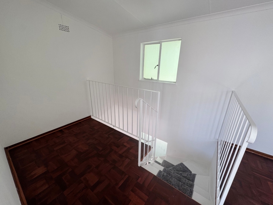 2 Bedroom Property for Sale in Waverley Gauteng