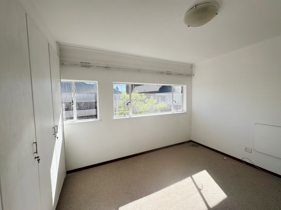 2 Bedroom Property for Sale in Waverley Gauteng