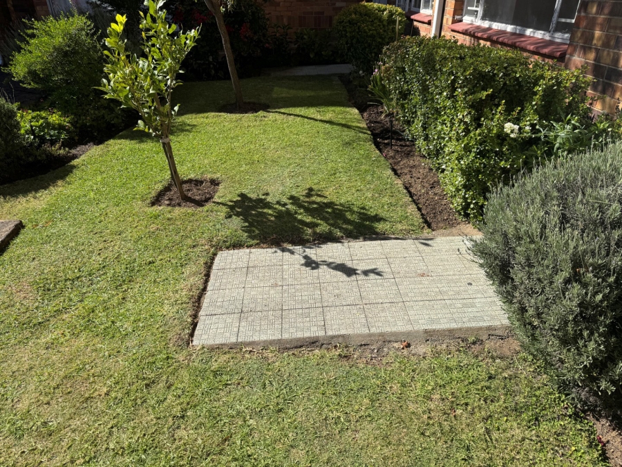 2 Bedroom Property for Sale in Waverley Gauteng