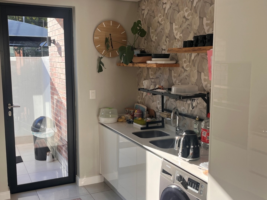 2 Bedroom Property for Sale in Sandringham Gauteng