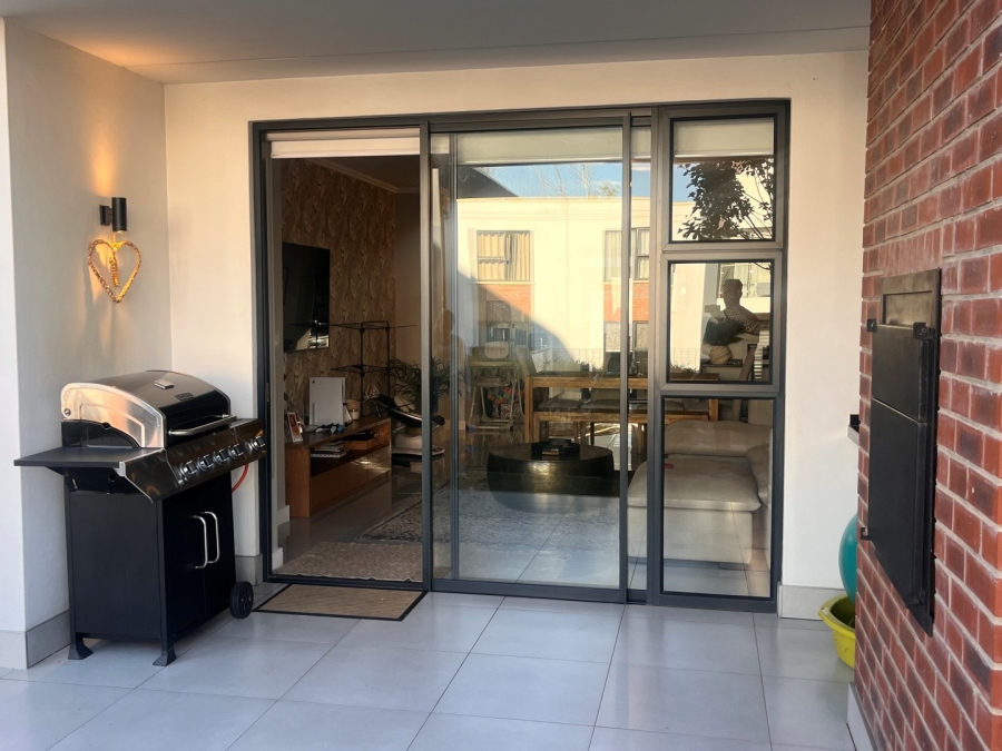 2 Bedroom Property for Sale in Sandringham Gauteng
