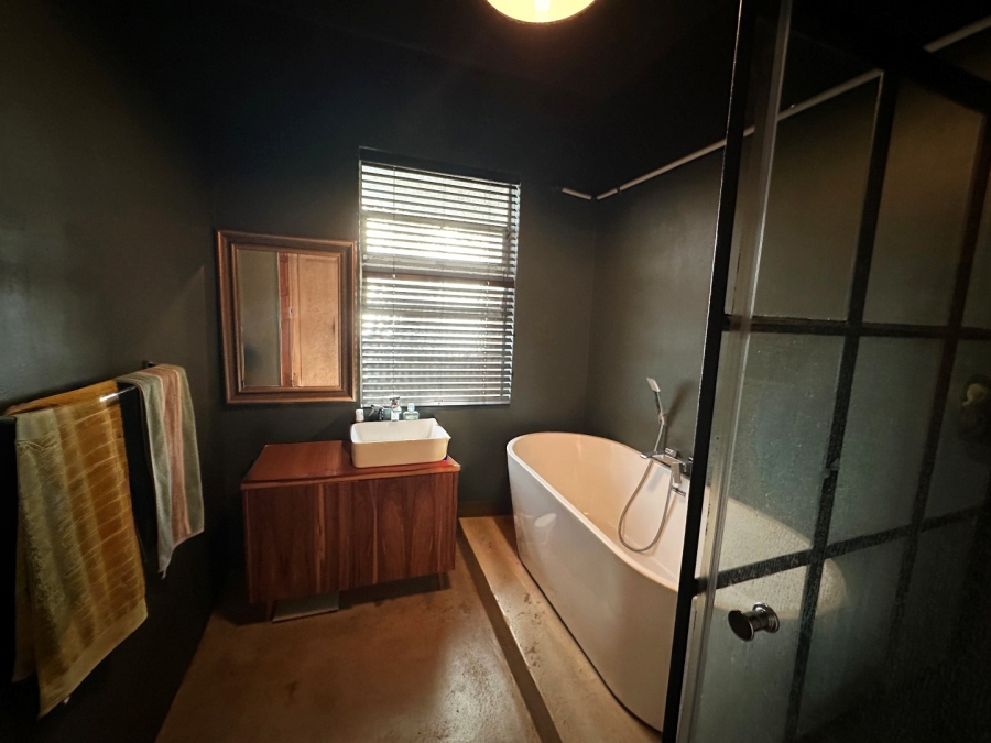 2 Bedroom Property for Sale in Killarney Gauteng