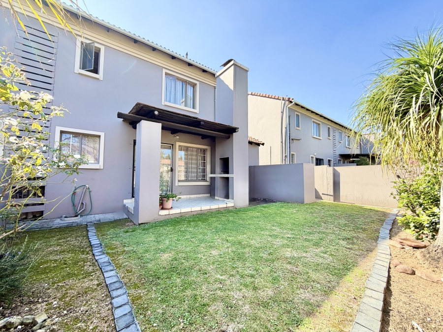 2 Bedroom Property for Sale in Halfway Gardens Gauteng
