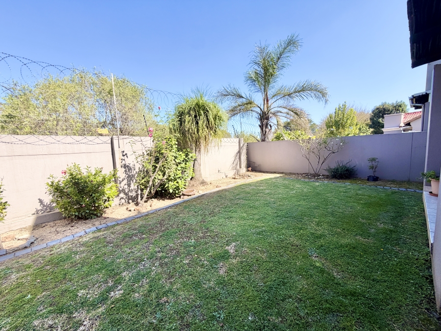 2 Bedroom Property for Sale in Halfway Gardens Gauteng