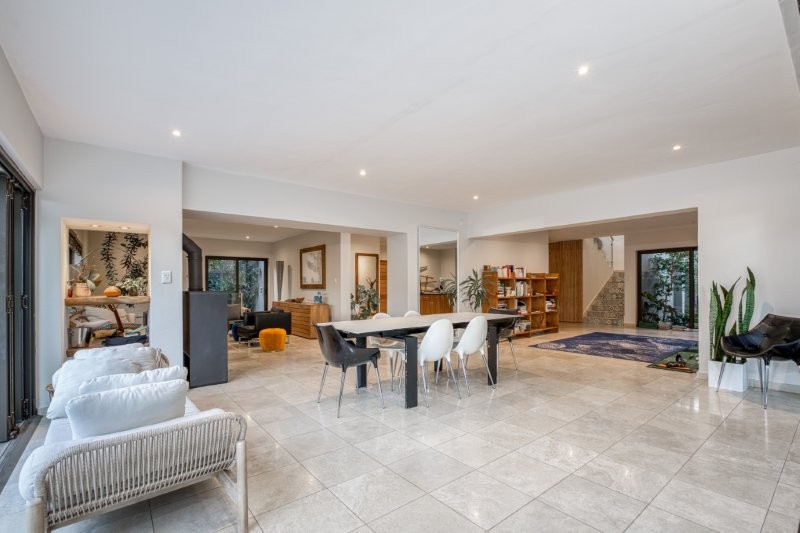 To Let 5 Bedroom Property for Rent in River Club Gauteng
