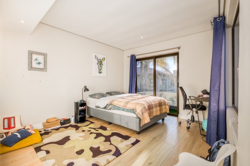 To Let 5 Bedroom Property for Rent in River Club Gauteng