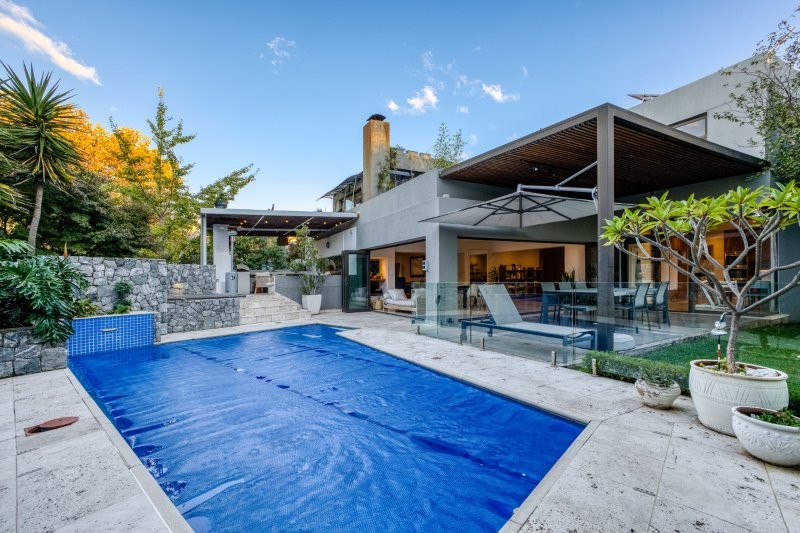 To Let 5 Bedroom Property for Rent in River Club Gauteng