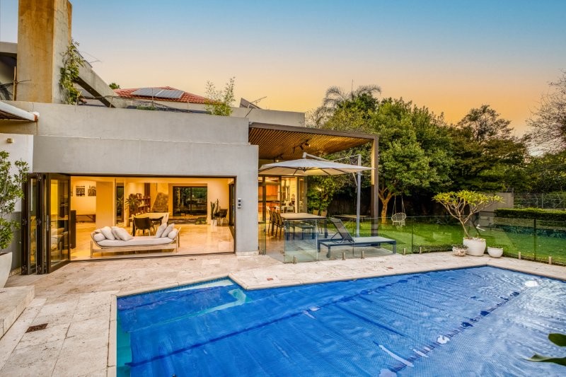To Let 5 Bedroom Property for Rent in River Club Gauteng